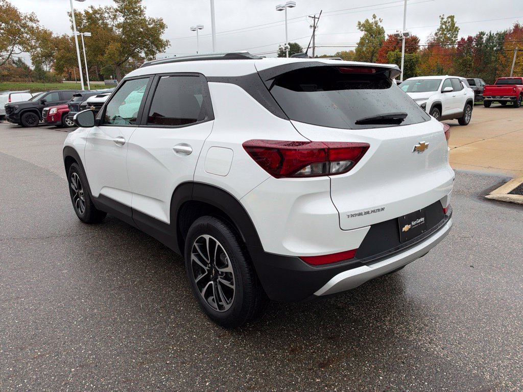 Certified 2024 Chevrolet TrailBlazer LT FWD image 26