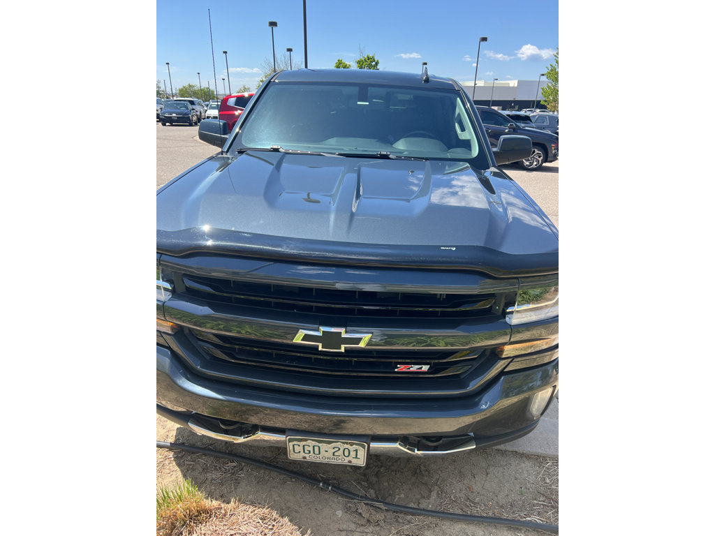 Used 2017 Chevrolet Silverado 1500 LT w/ All Star Edition AWD/4WD image 6