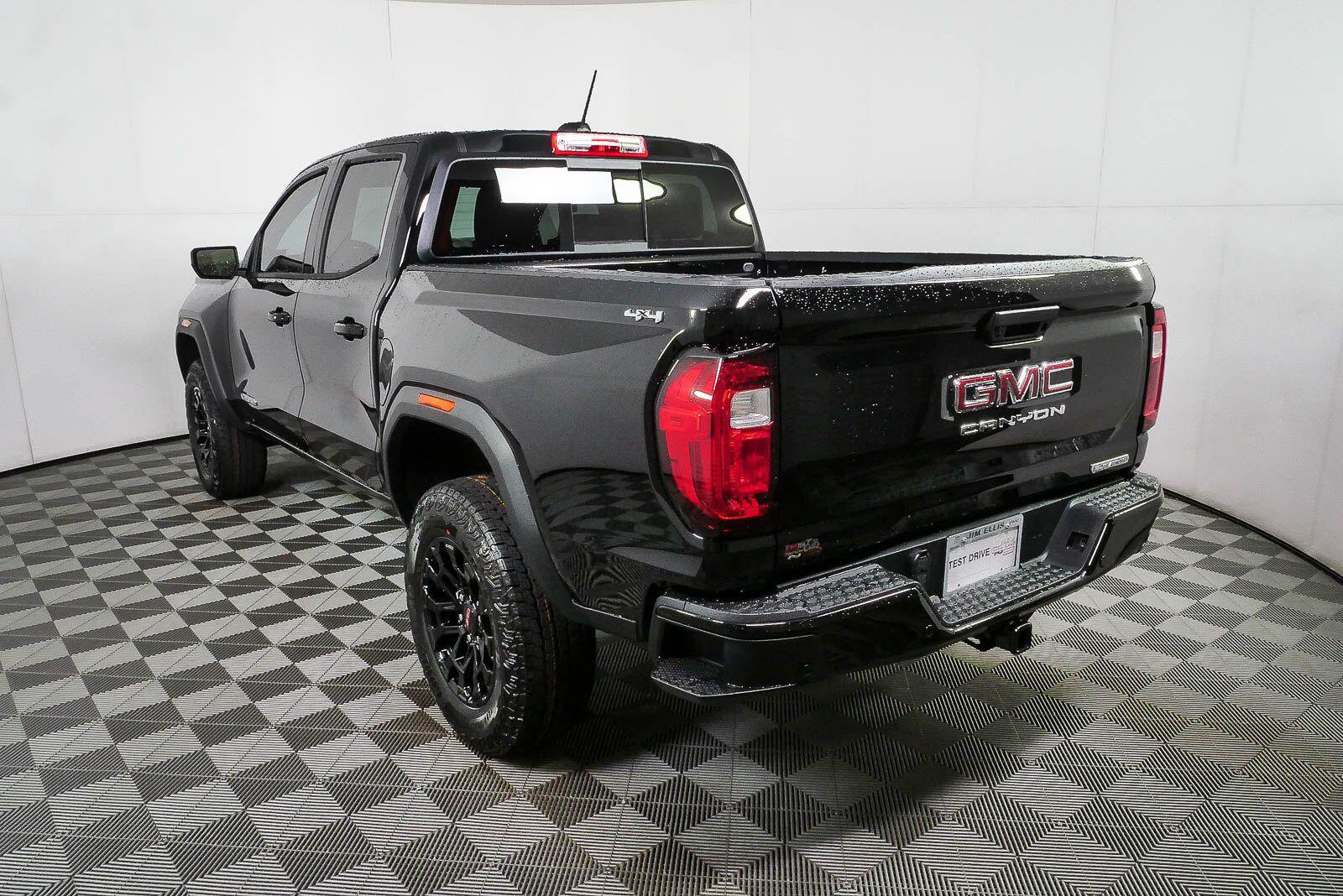 New 2026 GMC Canyon Elevation w/ Convenience Package AWD/4WD image 27