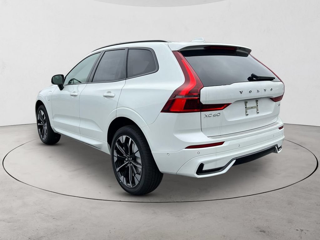 New 2026 Volvo XC60 T8 Plus w/ Protection Package Premier AWD/4WD image 3