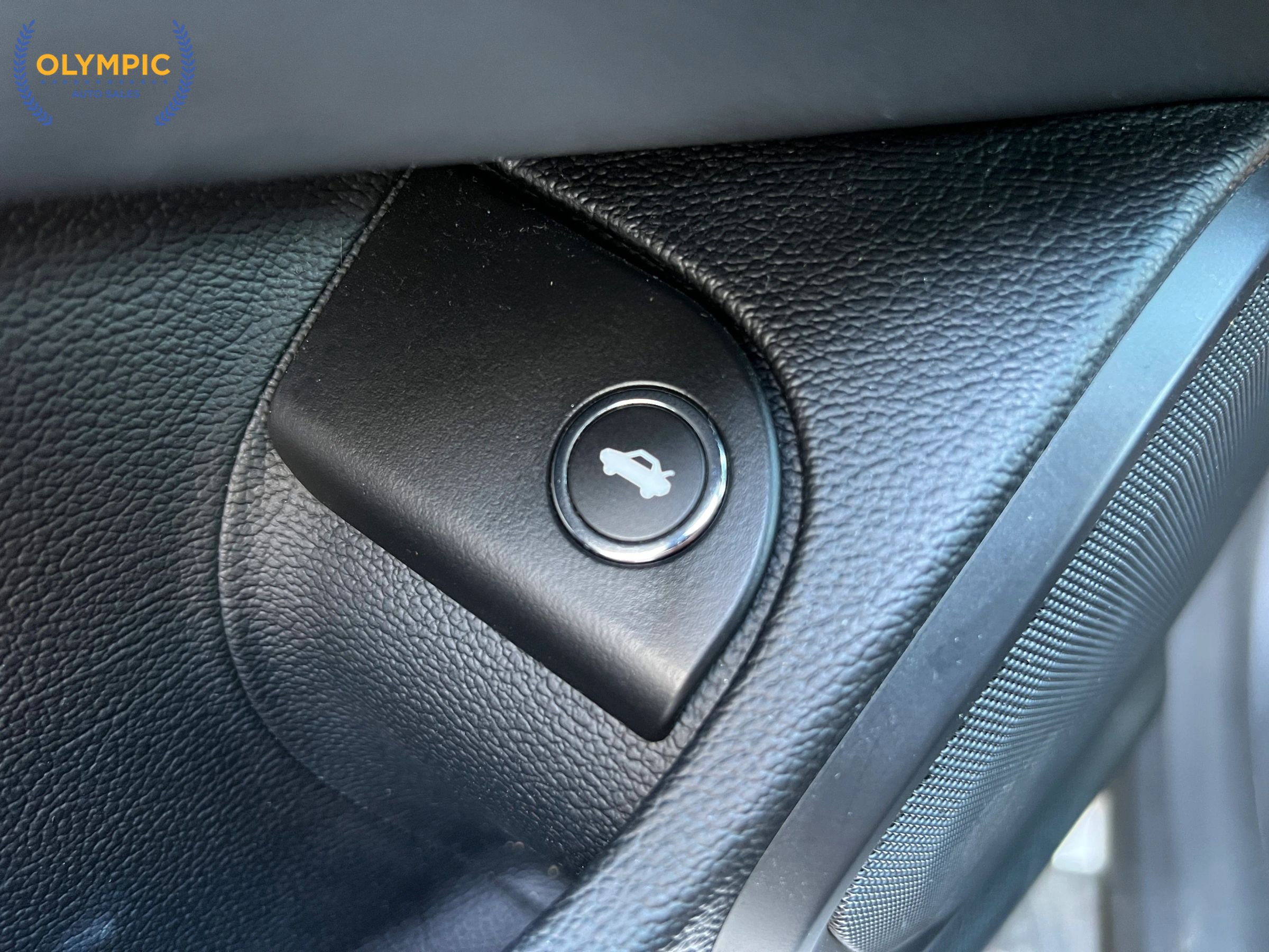 Used 2016 Maserati Ghibli image 36