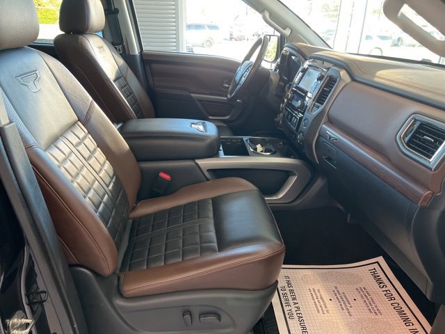 Used 2018 Nissan Titan Platinum Reserve image 22