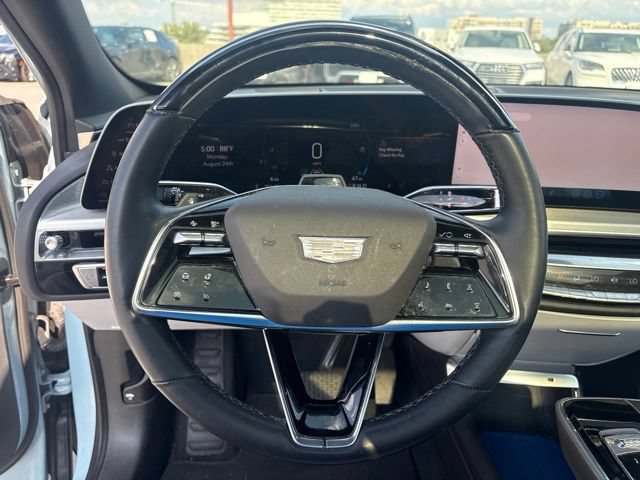 Used 2024 Cadillac Lyriq Luxury RWD image 9