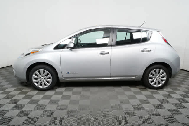Used 2017 Nissan Leaf S w/ Charge Package FWD image 25