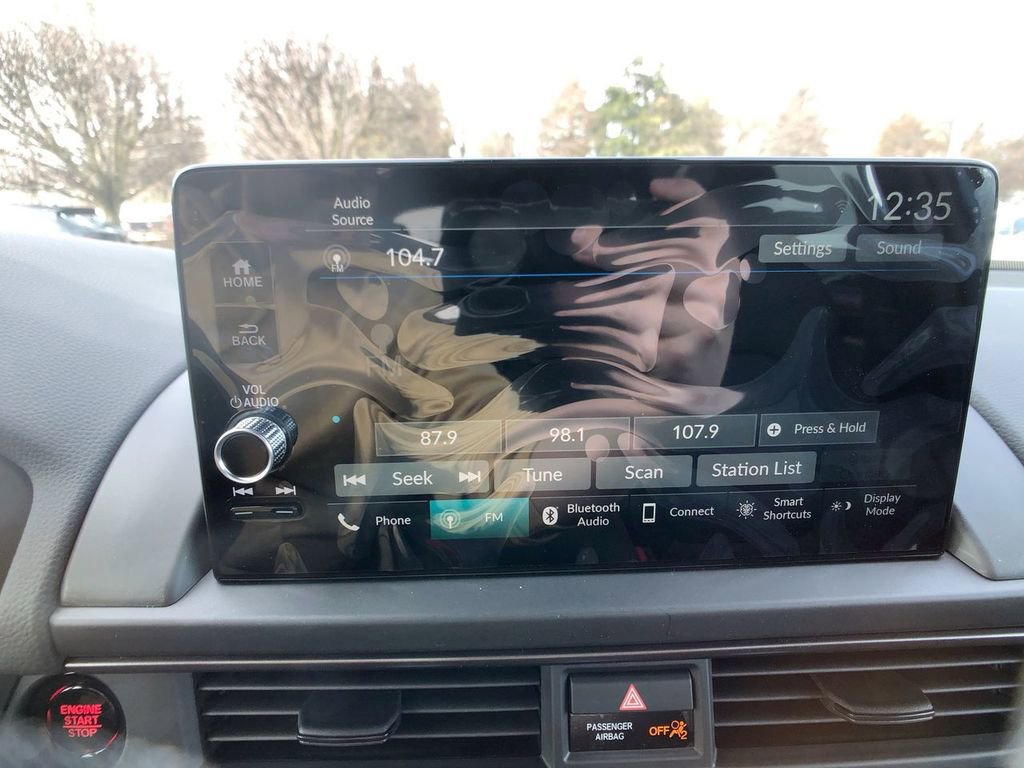 New 2025 Honda Pilot TrailSport image 17