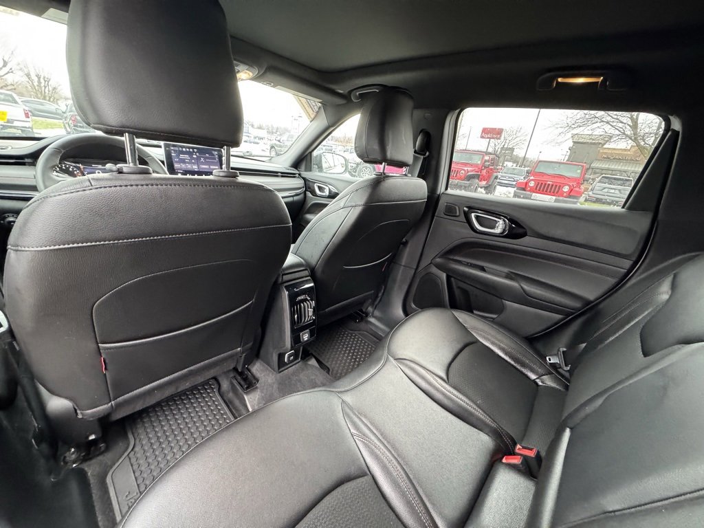 Used 2024 Jeep Compass Trailhawk w/ Sun and Sound Group image 12