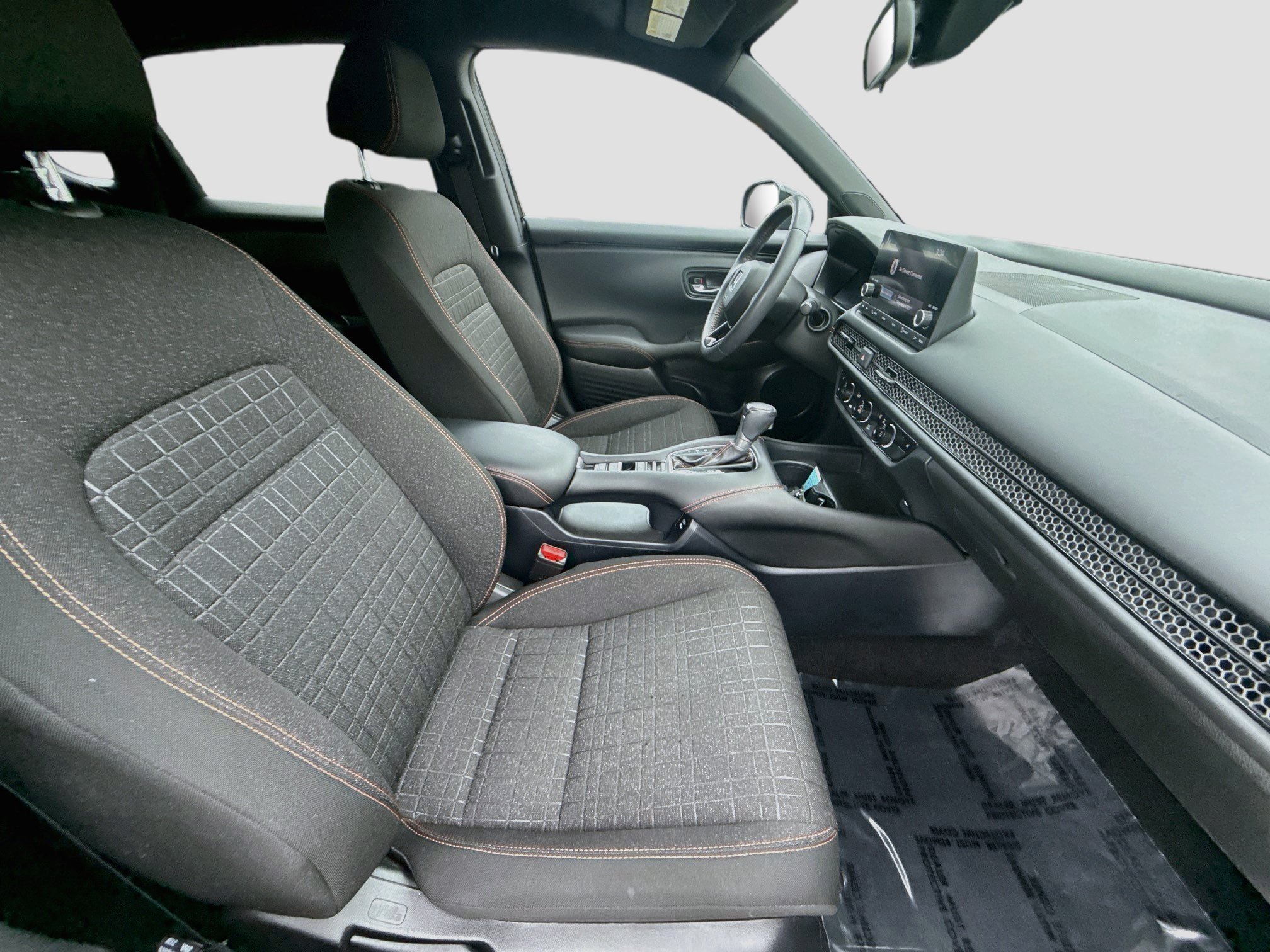 Certified 2024 Honda HR-V Sport image 30