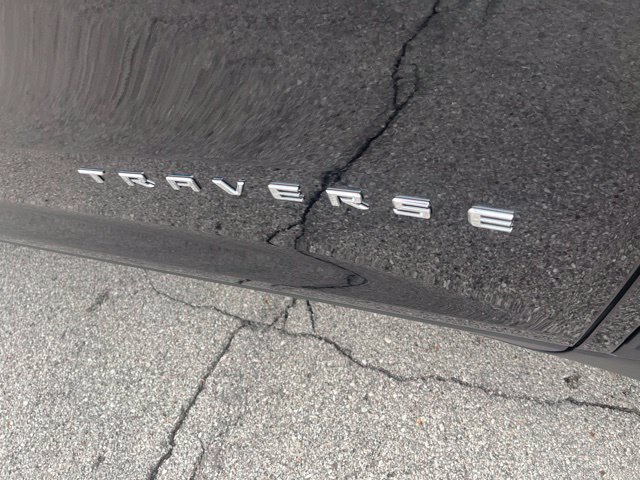 New 2027 Chevrolet Traverse LT FWD image 10