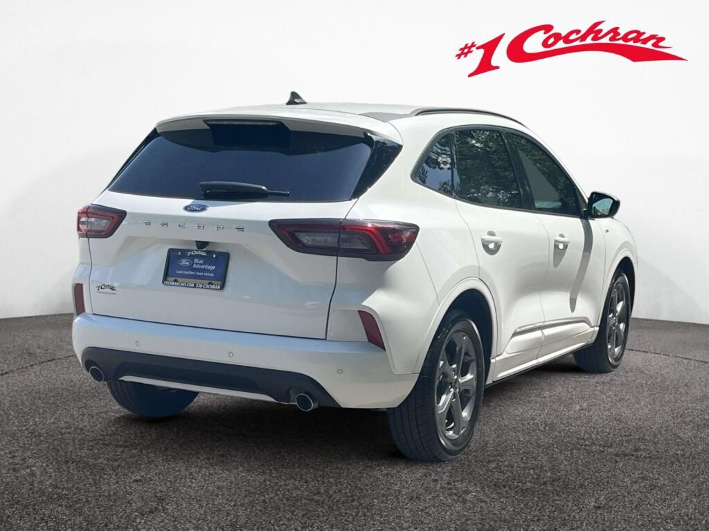 Used 2023 Ford Escape ST-Line w/ Tech Pack #1 FWD image 8