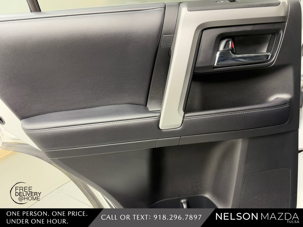 Used 2019 Toyota 4Runner SR5 Premium AWD/4WD image 31