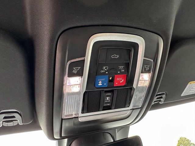 Used 2023 RAM 1500 Laramie AWD/4WD image 22