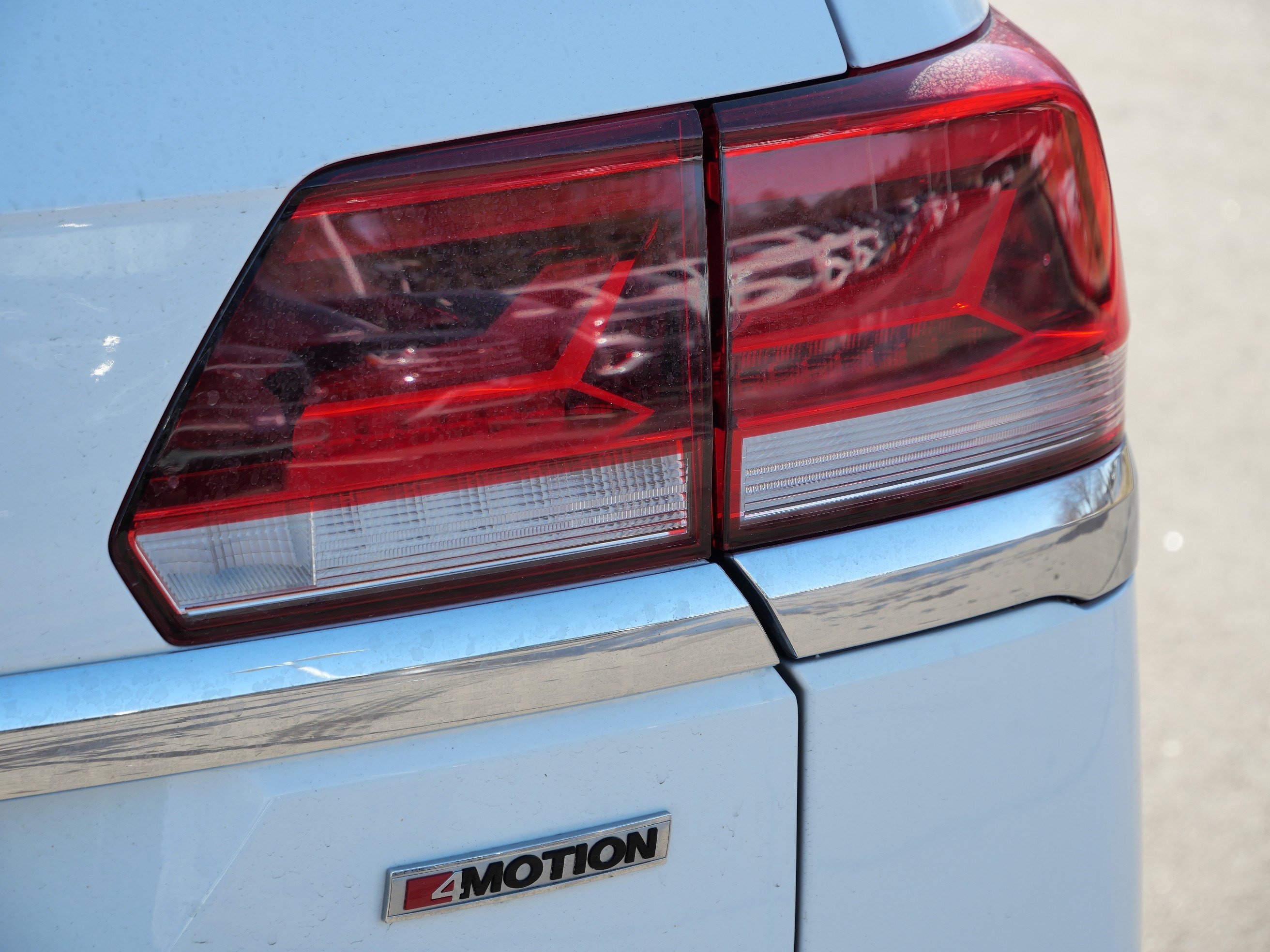 Certified 2021 Volkswagen Atlas SE w/ Towing Package image 17