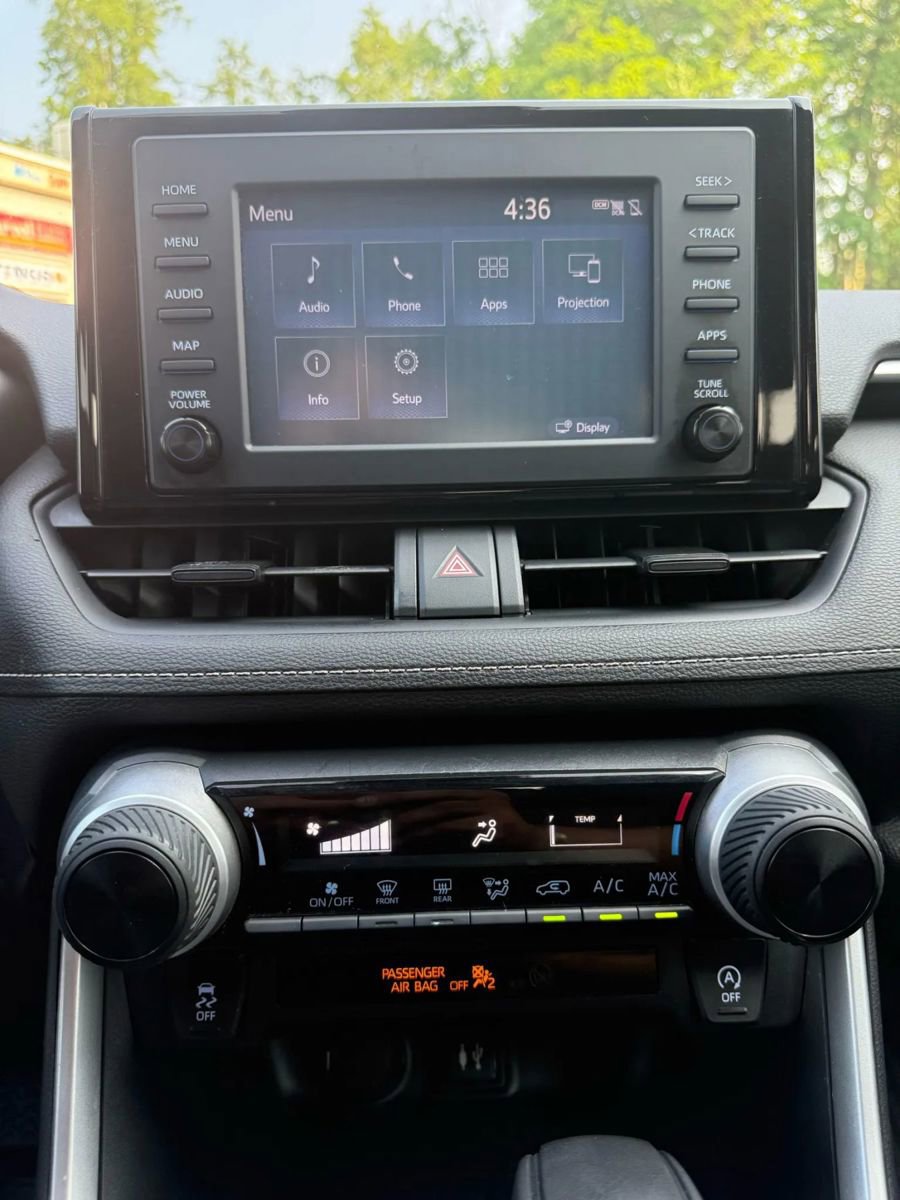 Used 2019 Toyota RAV4 LE w/ All Weather Liner Package image 21