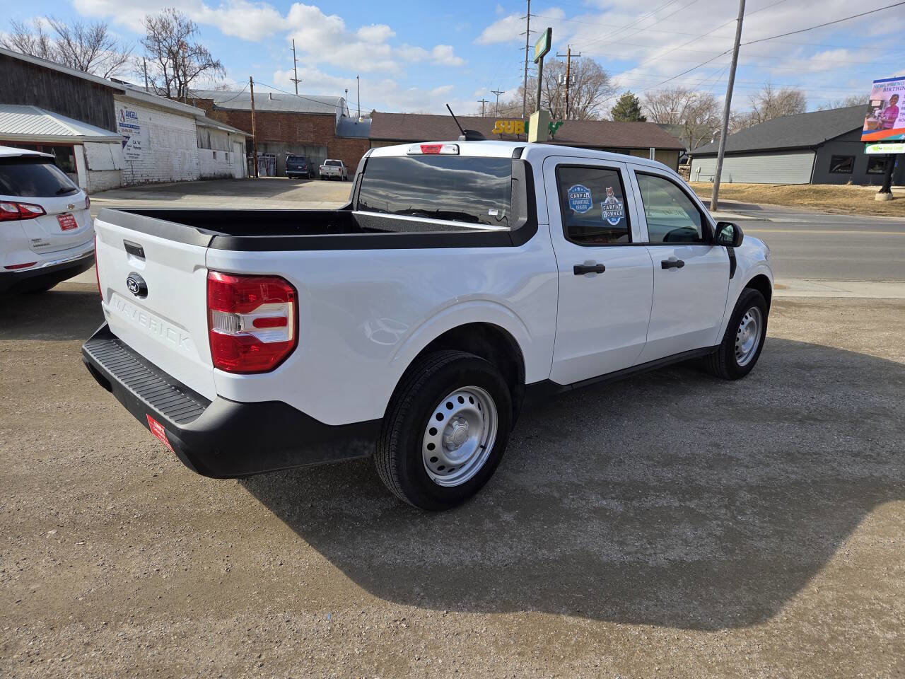 Used 2025 Ford Maverick XL w/ Equipment Group 102A image 4