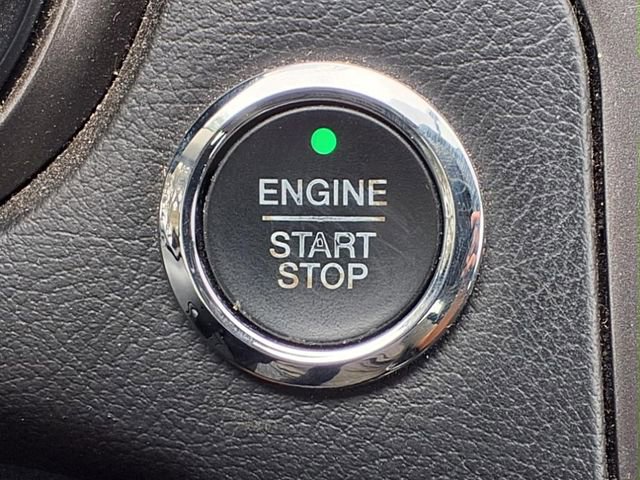 Used 2017 Ford Fusion SE FWD image 20