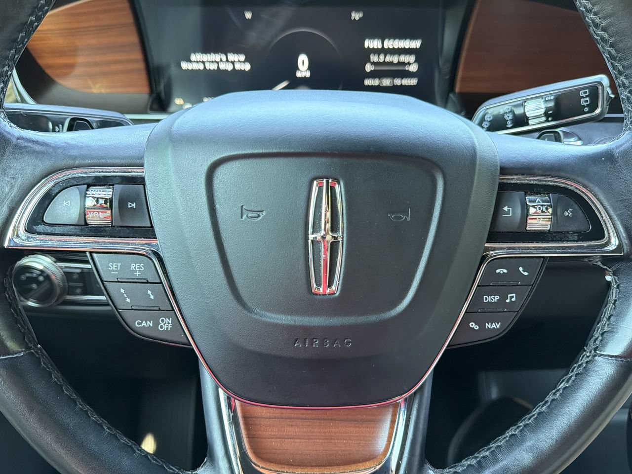 Used 2020 Lincoln Navigator Reserve AWD/4WD image 8