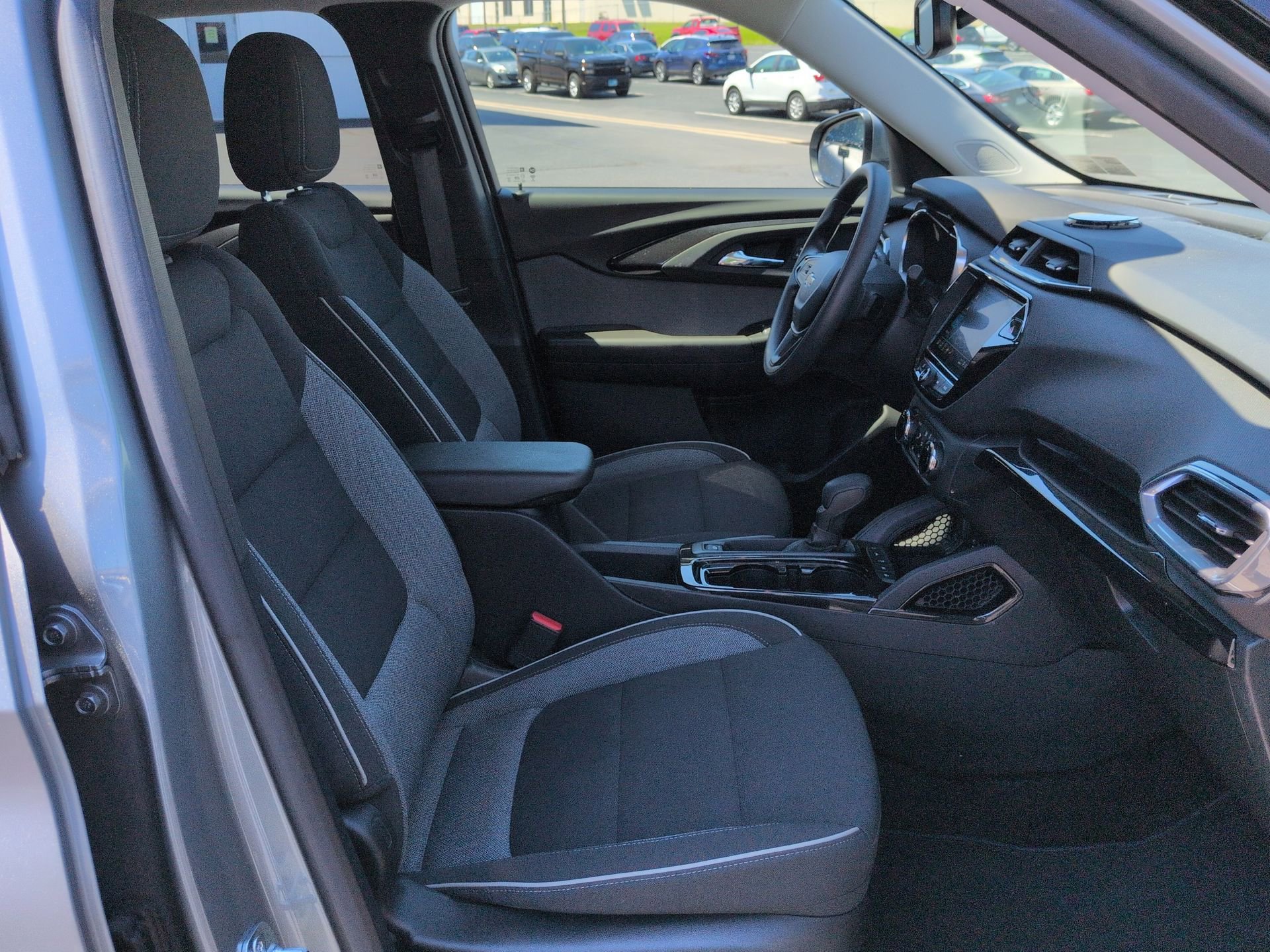 Certified 2023 Chevrolet TrailBlazer LT w/ Convenience Package FWD image 27