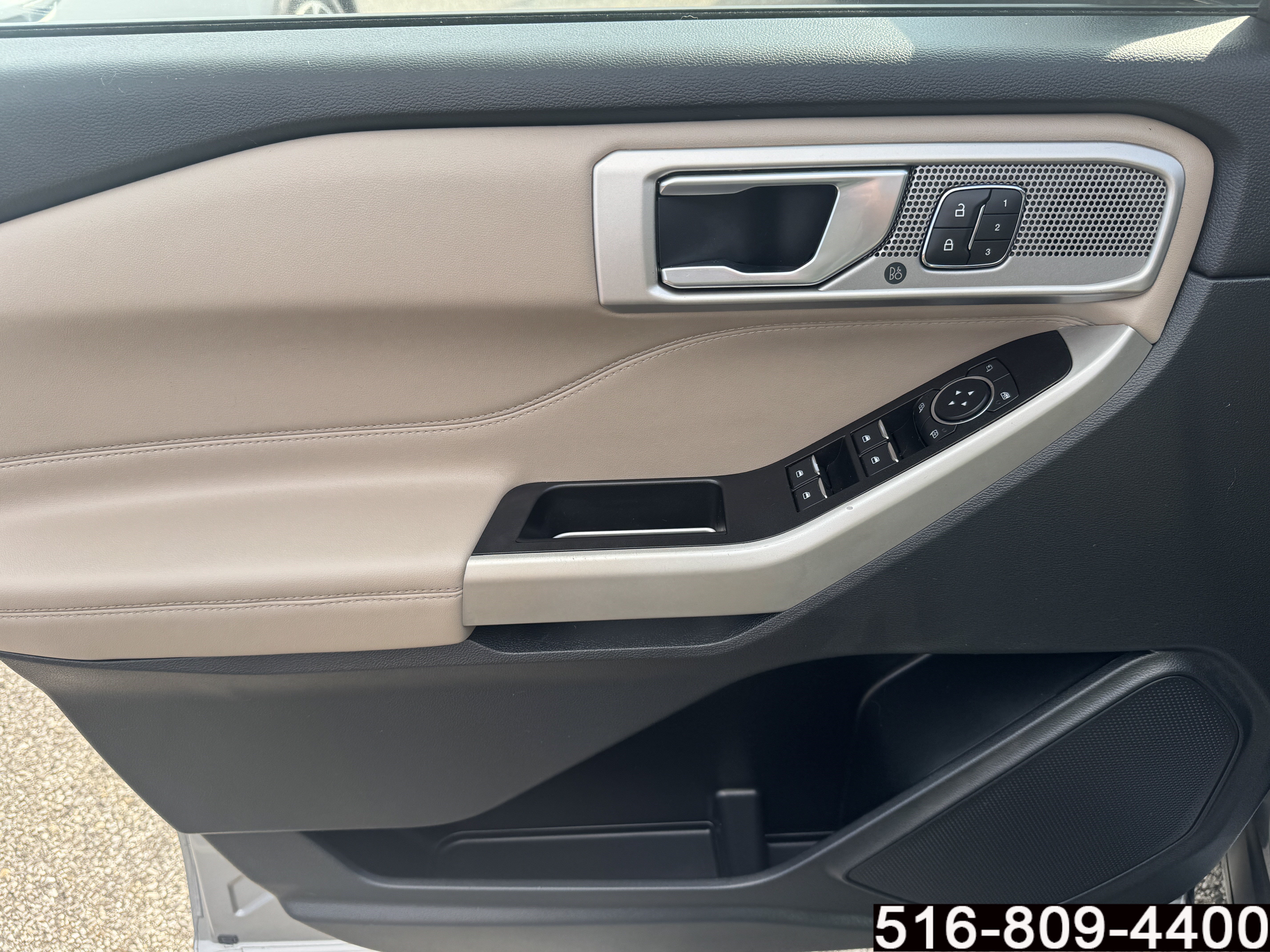 Used 2020 Ford Explorer Limited AWD/4WD image 28