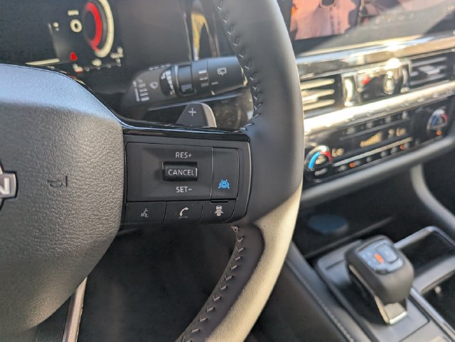 New 2026 Nissan Pathfinder SL w/ SL Premium Package AWD/4WD image 18
