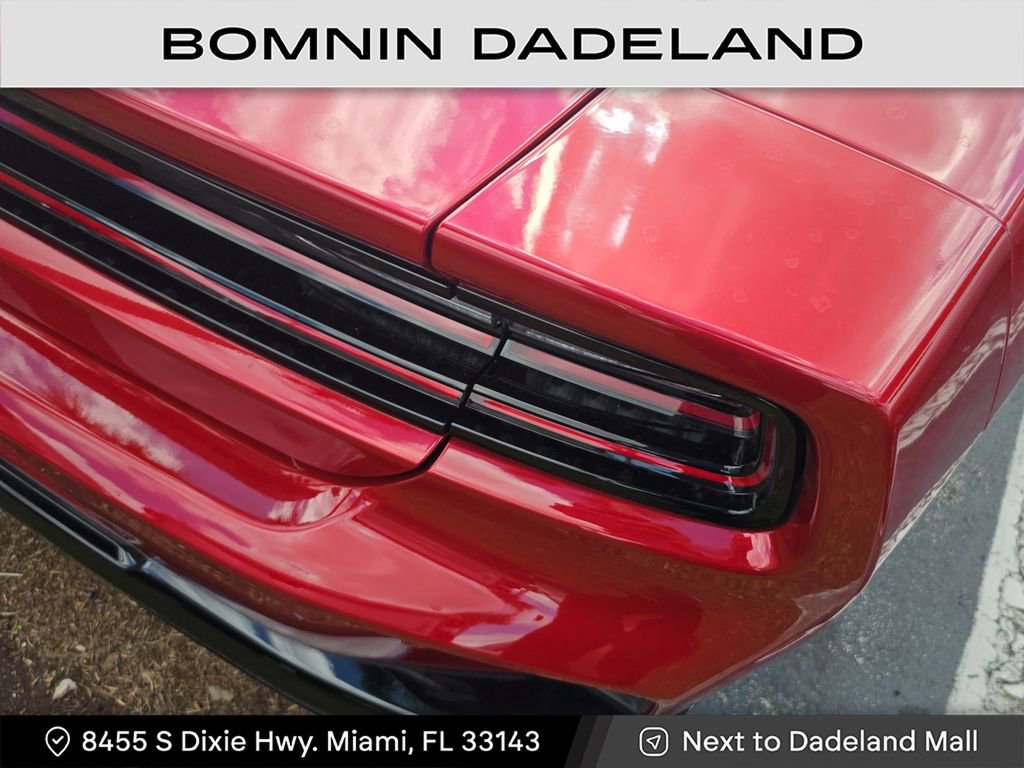 Used 2025 Dodge Charger R/T w/ Quick Order Package 25M R/T image 5
