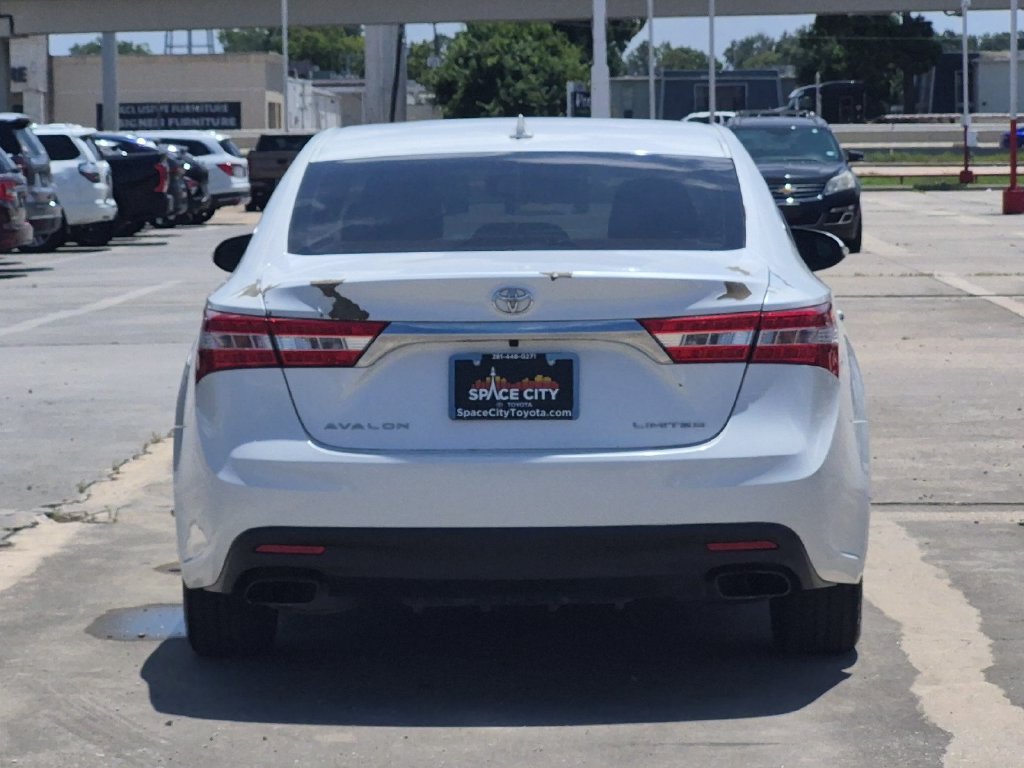 Used 2015 Toyota Avalon Limited FWD image 5