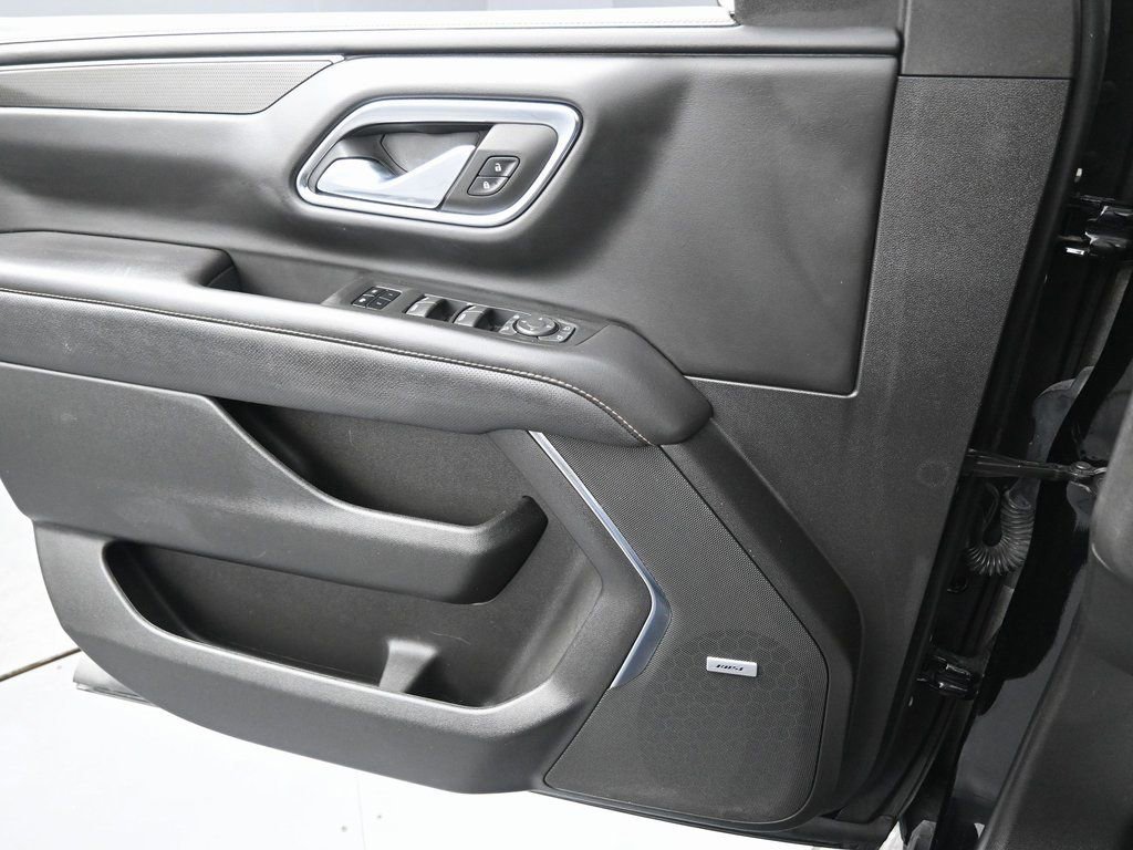 Used 2023 GMC Yukon XL AT4 w/ AT4 Premium Package image 23