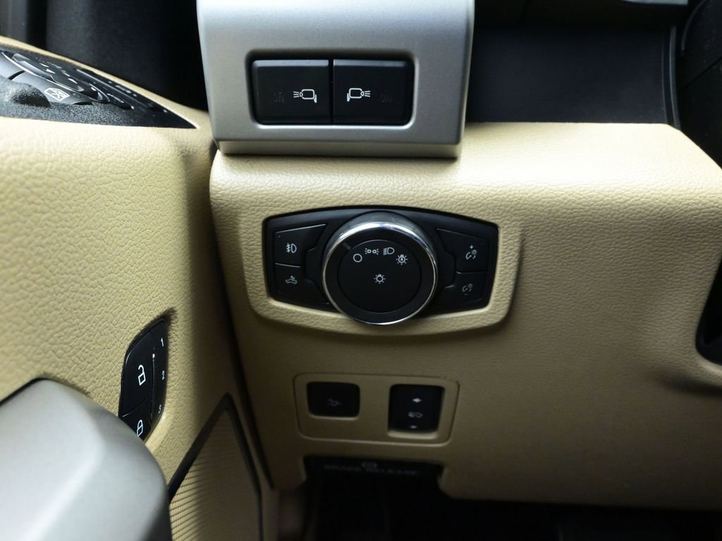 Used 2018 Ford F250 Lariat w/ Lariat Ultimate Package image 17