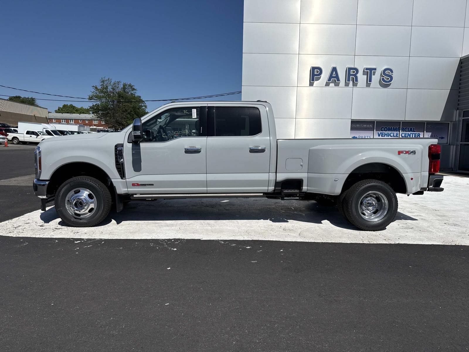 New 2026 Ford F350 Lariat w/ Lariat Ultimate Package AWD/4WD image 6