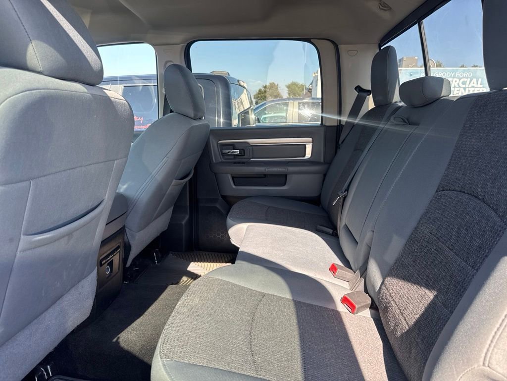Used 2017 RAM 2500 Big Horn w/ Sport Appearance Group AWD/4WD image 17