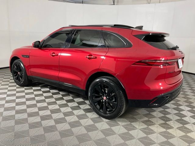 Used 2022 Jaguar F-PACE S image 4