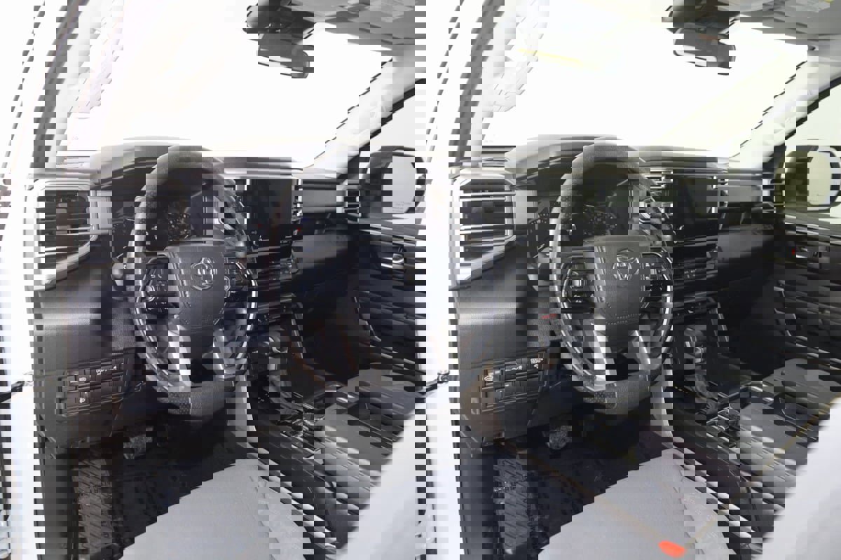 Used 2024 Toyota Tundra SR5 w/ SR5 Convenience Package AWD/4WD image 25