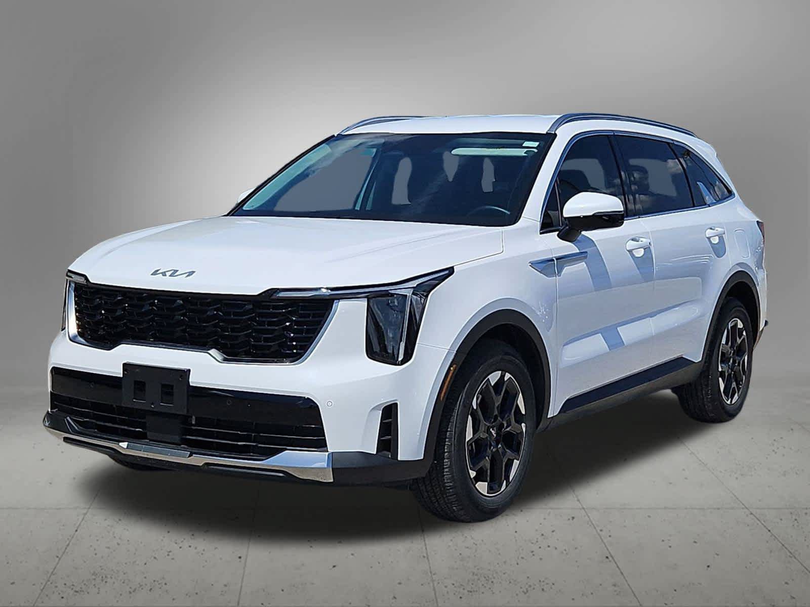 Certified 2025 Kia Sorento S FWD image 10