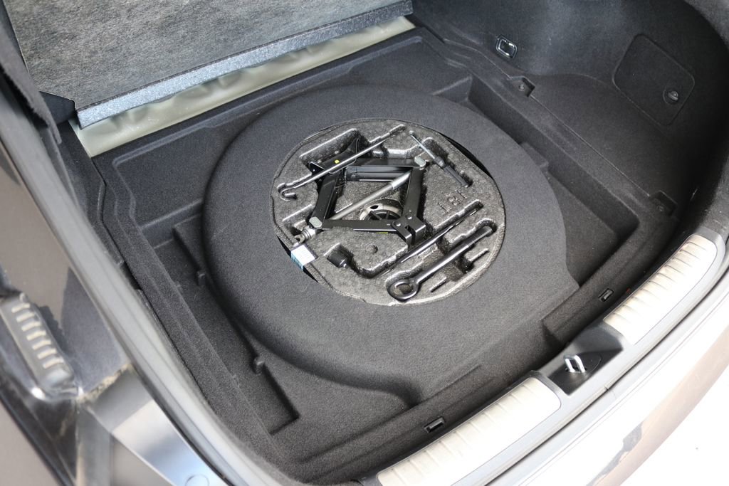 Used 2020 Kia Stinger GT1 image 29