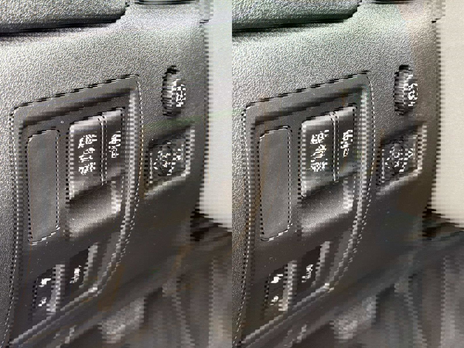 Used 2012 Lexus IS 250C image 5