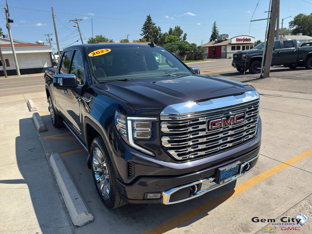 Used 2023 GMC Sierra 1500 Denali w/ Denali Reserve Package image 4