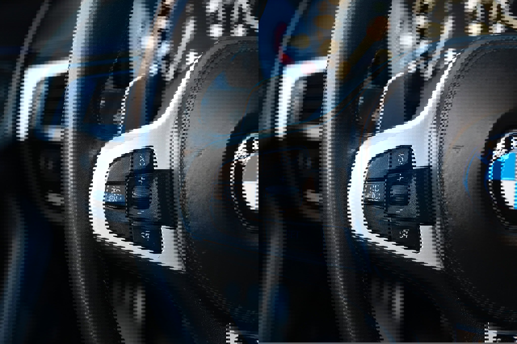 Used 2017 BMW 540i xDrive image 31