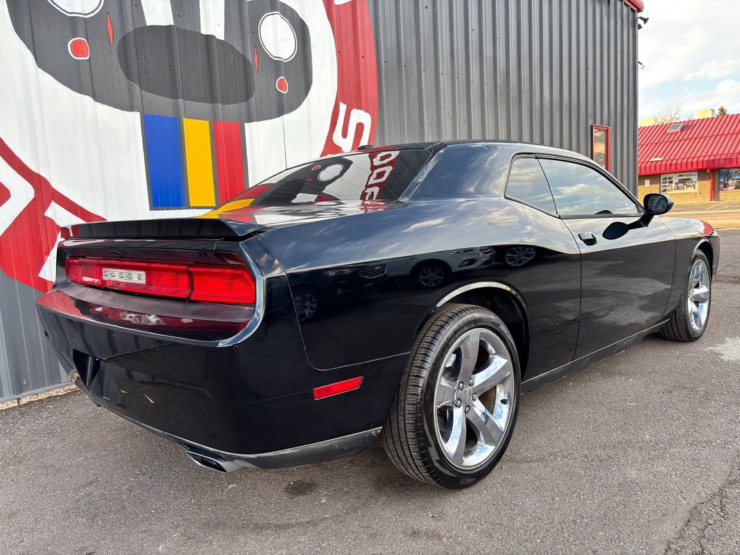 Used 2013 Dodge Challenger SXT w/ Super Sport Group image 8