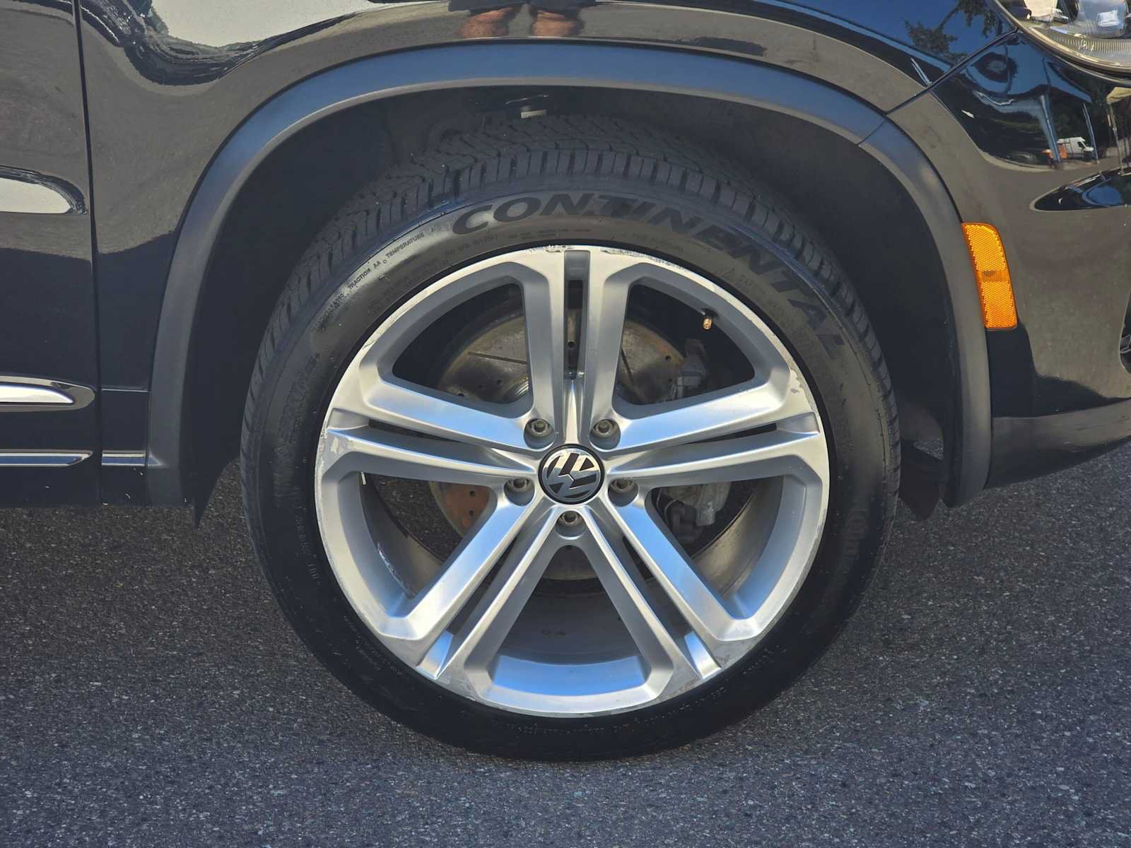 Used 2014 Volkswagen Tiguan R-Line AWD/4WD image 9