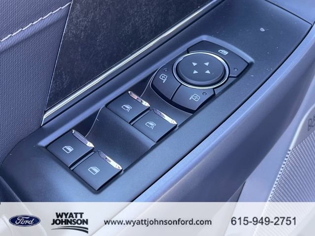 New 2025 Ford F150 Lightning Flash AWD/4WD image 23