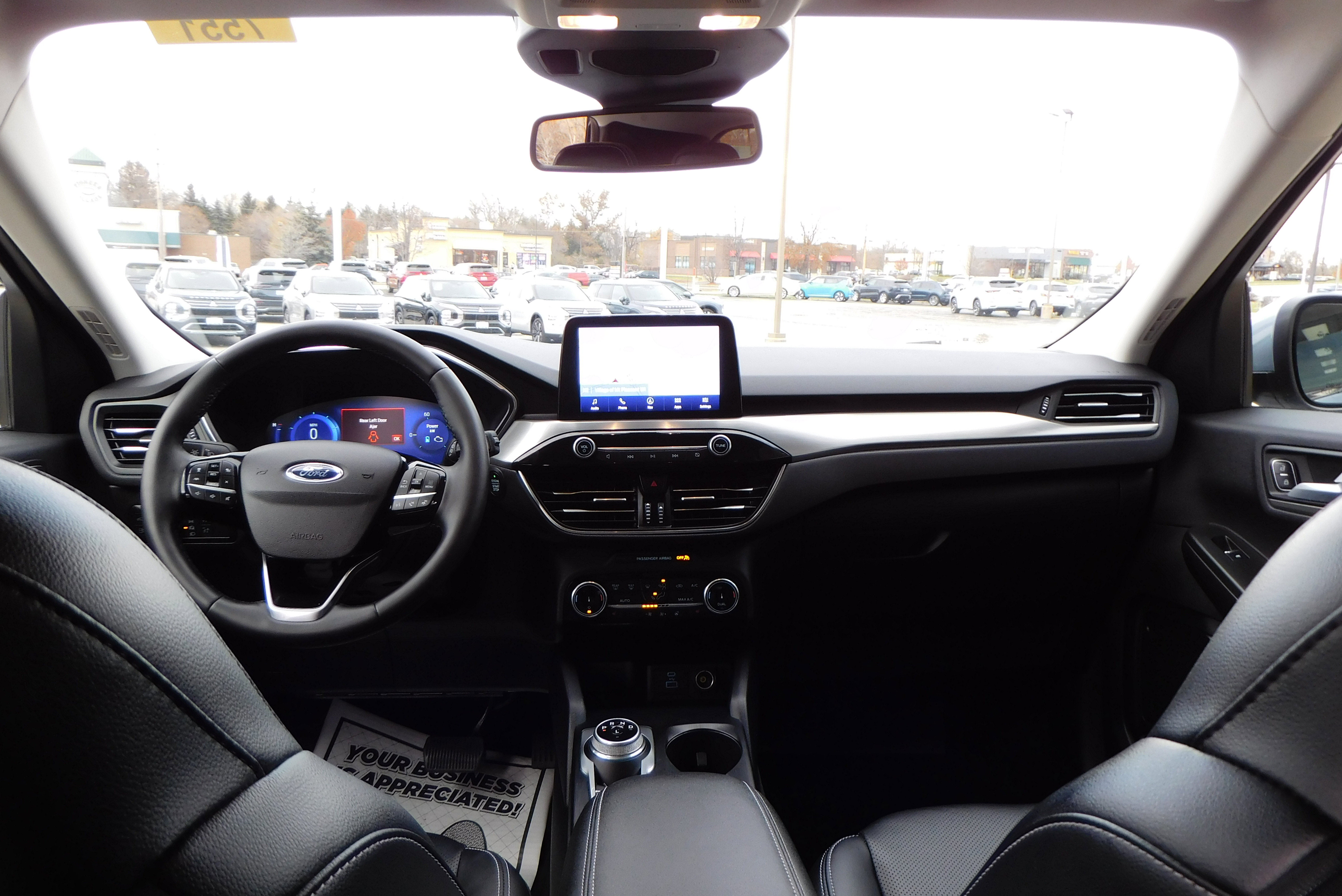 Used 2022 Ford Escape Titanium image 37