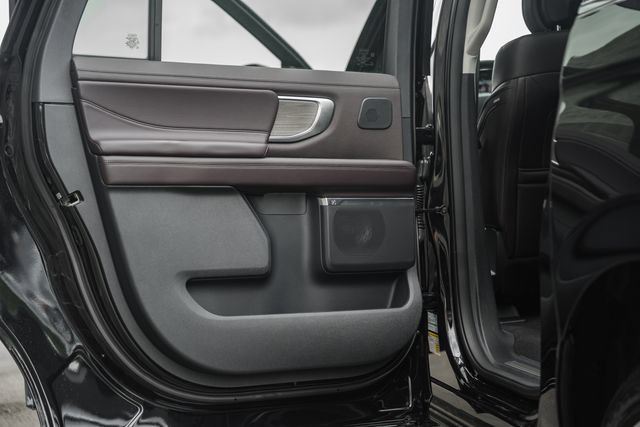 New 2026 Ford Expedition Max Platinum w/ Platinum Ultimate Package AWD/4WD image 55