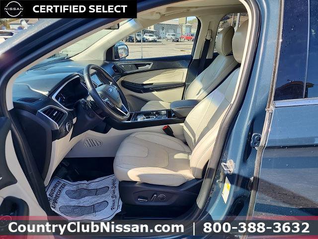 Used 2019 Ford Edge Titanium w/ Equipment Group 301A image 11
