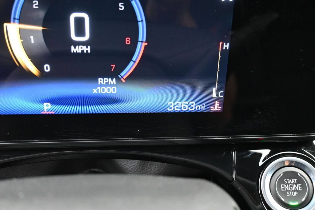 Used 2025 Chevrolet Trax RS w/ Driver Confidence Package FWD image 10