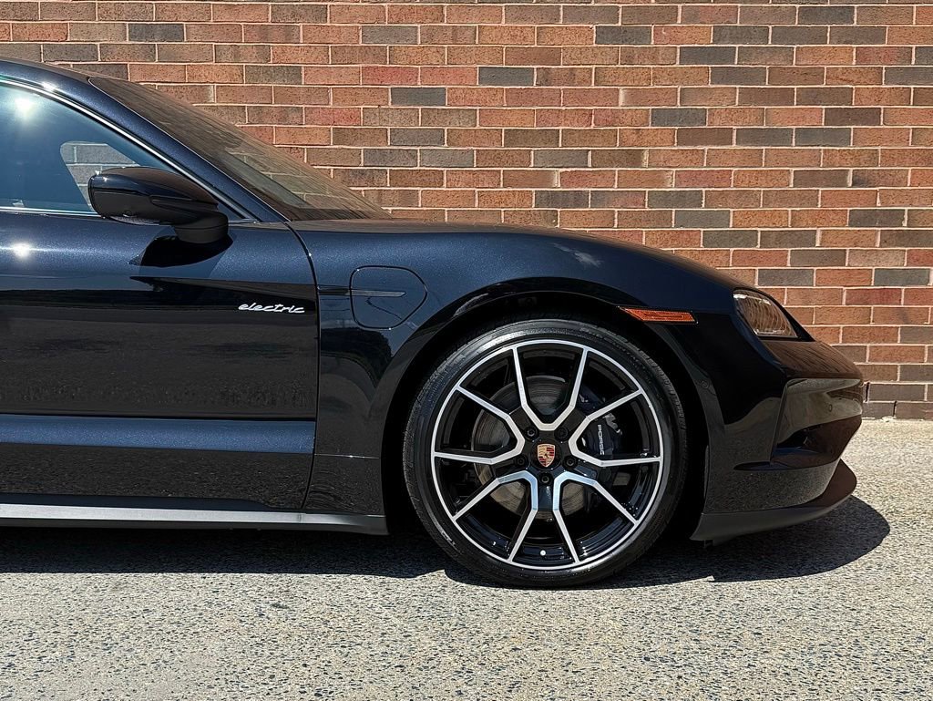 New 2025 Porsche Taycan AWD/4WD image 11