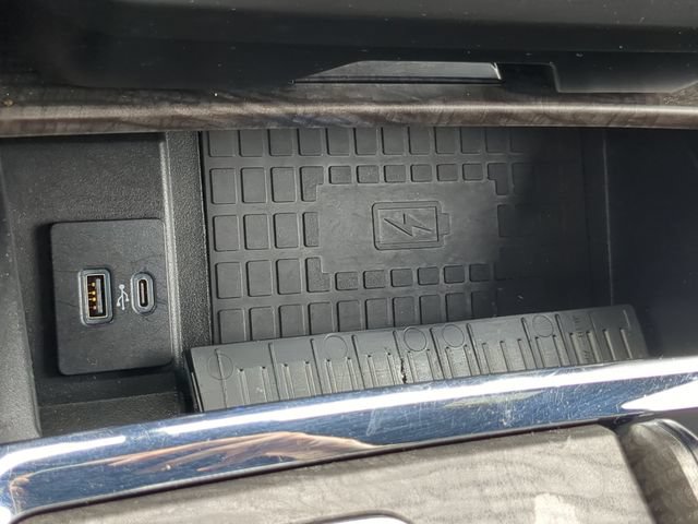 Used 2021 Ford Expedition Max Limited RWD image 29
