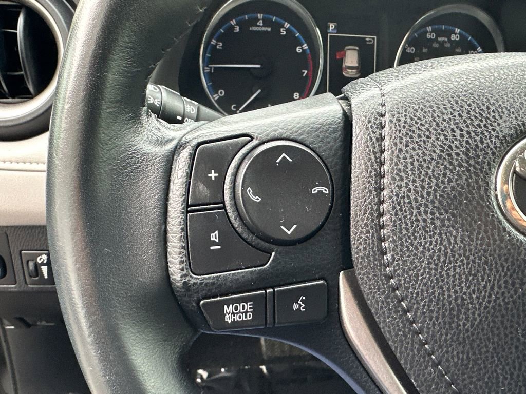 Used 2017 Toyota RAV4 Limited FWD image 25