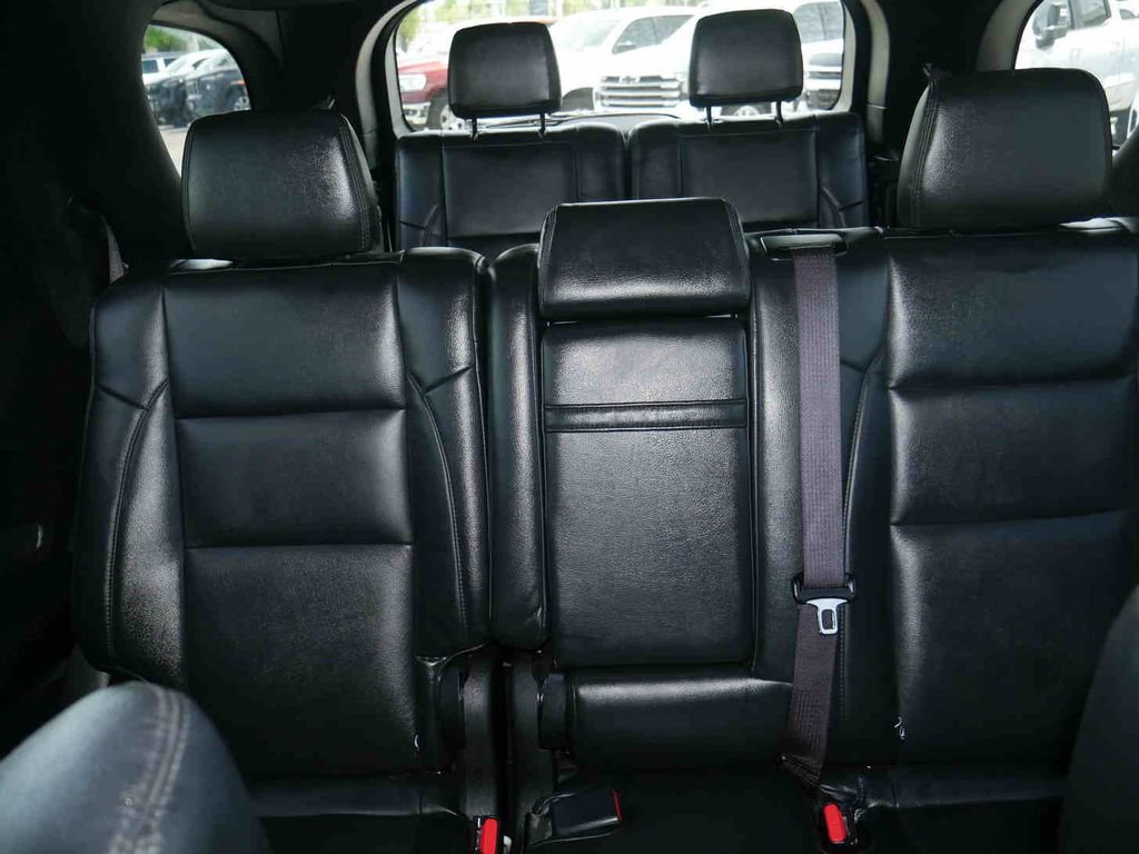 Used 2025 Dodge Durango GT w/ Blacktop Package AWD/4WD image 33