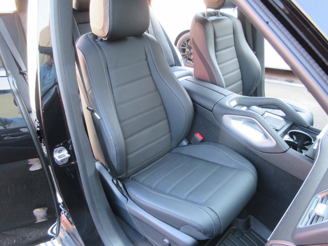 Used 2025 Mercedes-Benz GLE 580 4MATIC image 22