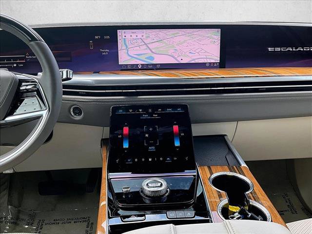 Used 2025 Cadillac Escalade ESV Sport Platinum AWD/4WD image 8