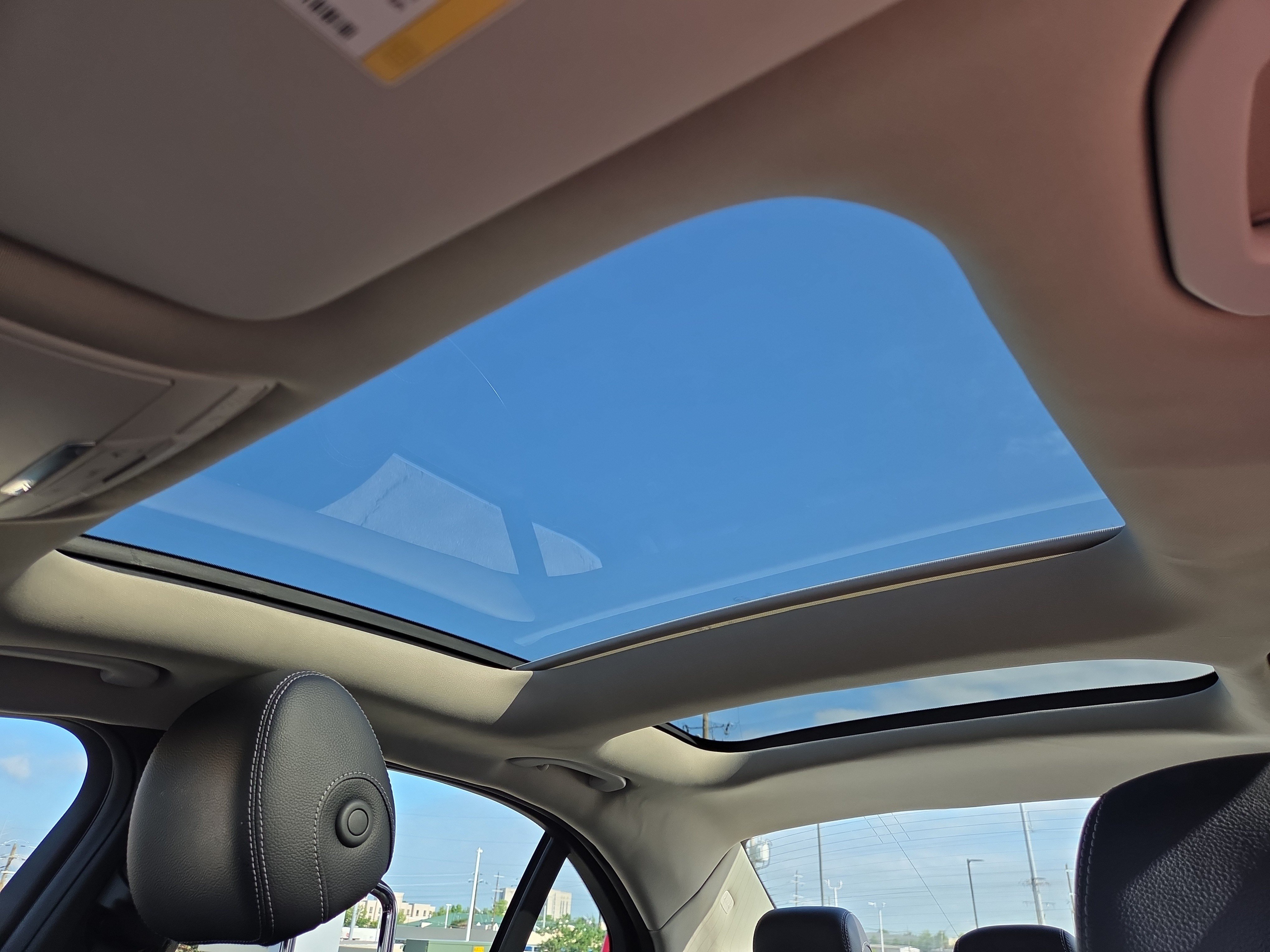 Used 2017 Mercedes-Benz C 300 4MATIC Sedan image 29